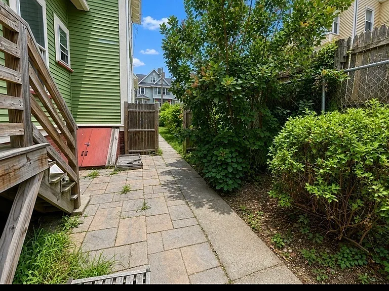 21 Trull St #21 — Photo 11
