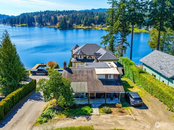 1259 Northlake Way NW, Bremerton, WA 98312