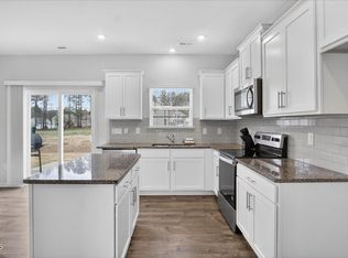 79 Rockwater Way, Zebulon, NC 27597