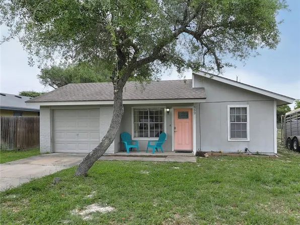 959 S 9th St, Aransas Pass, TX 78336