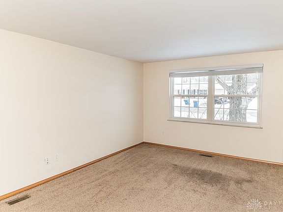 4th image of 4536 Powell Rd