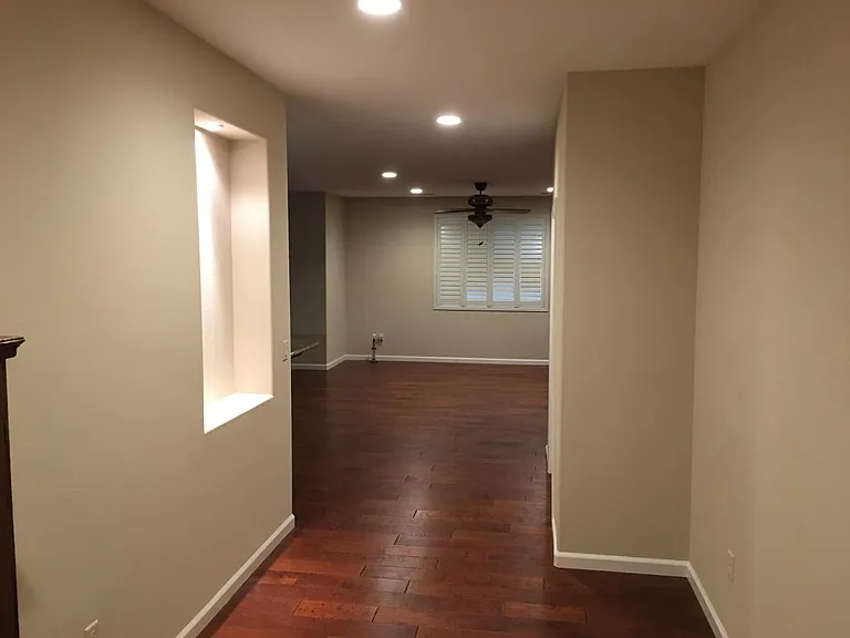 9640 Caitlin Ct — Photo 3