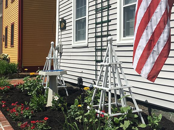 2nd image of 16 Salem St