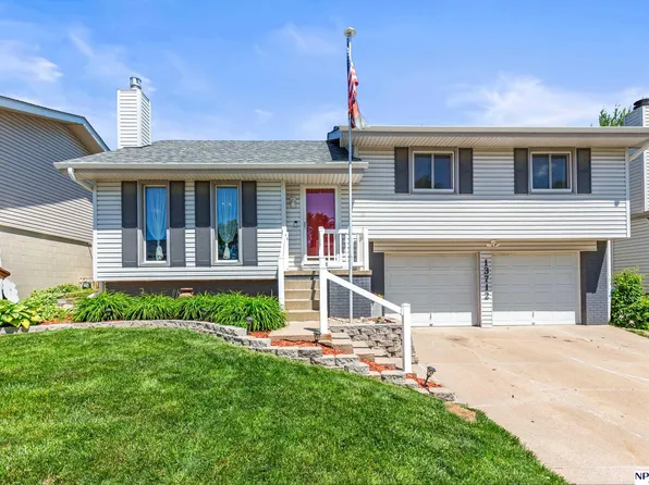 13712 Frederick Ave, Omaha, NE 68138