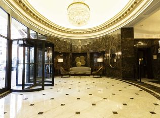 10 E Ontario St #P-M903, Chicago, IL 60611