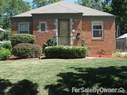 2nd image of 864 S 34th St