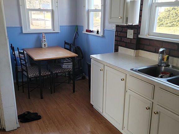 Cute Breakfast Nook