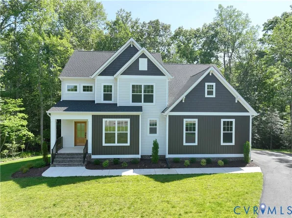 8201 McKibben Dr, Chesterfield, VA 23838