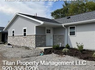 1403 Green Valley Rd #5, Neenah, WI 54956