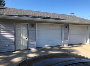 301 E 7th Ave, Groton, SD 57445