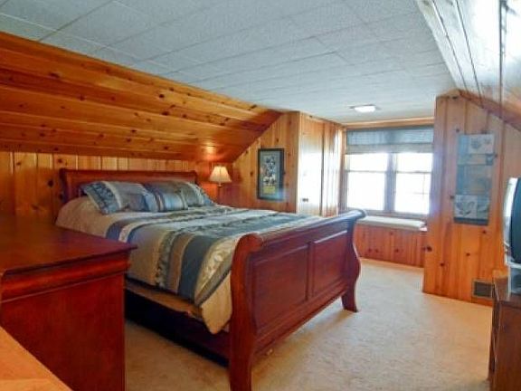 Gorgeous Master Bedroom