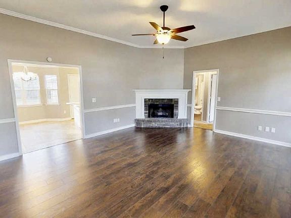 2nd image of 935 Eagles Nest Dr