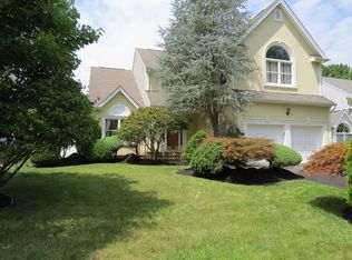 59 Clydesdale Rd, Scotch Plains, NJ 07076