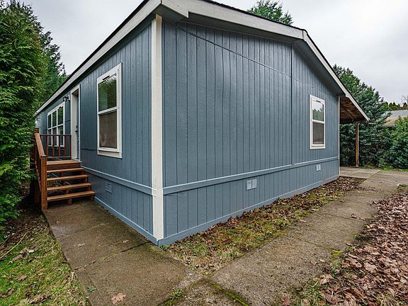 2nd image of 14711 NE 85th Cir