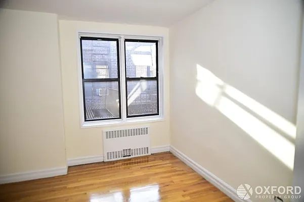 Rented by Oxford Property Group | media 27