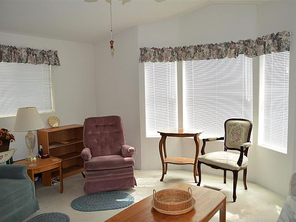 5th image of 13758 E 49th Dr