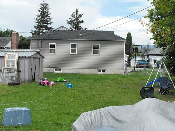 2nd image of 631 Grant St