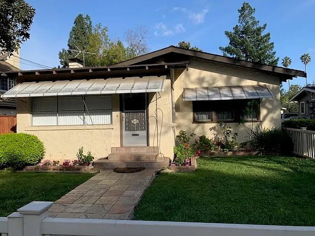 2 bed, 1400 sqft, $4,885 — Photo 2