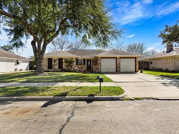 5121 Glenvalley Drive, La Porte, TX 77571