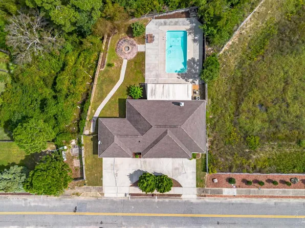 1570 Woodlawn Way, Gulf Breeze, FL 32563