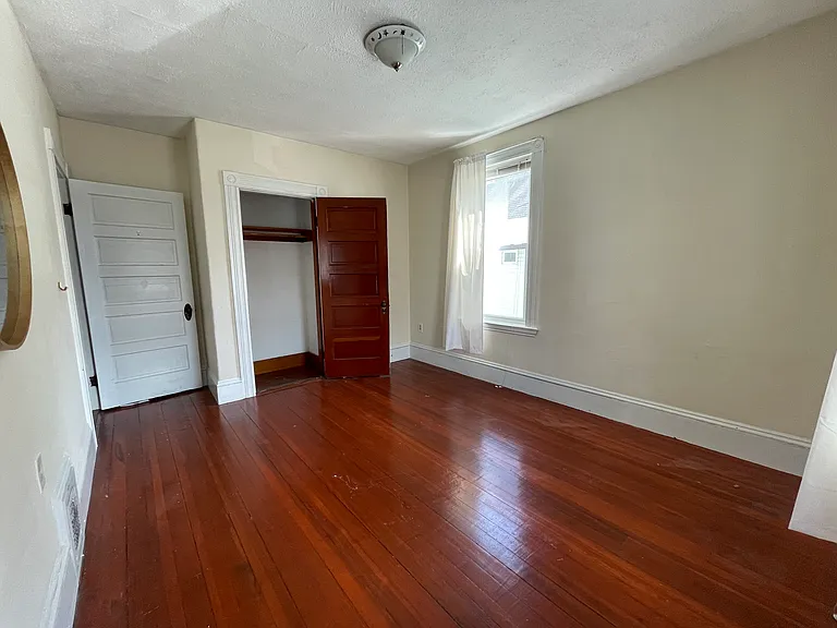 37 Beckford St — Photo 12