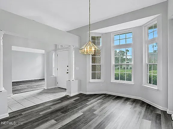 353 Maplewood Dr — Photo 35