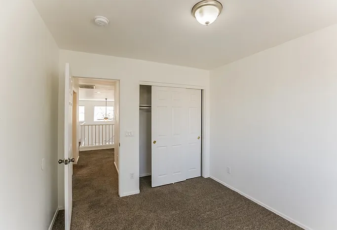 2241 S 85th Dr — Photo 12