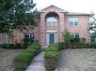 5714 Allen Ln, Rowlett, TX 75088