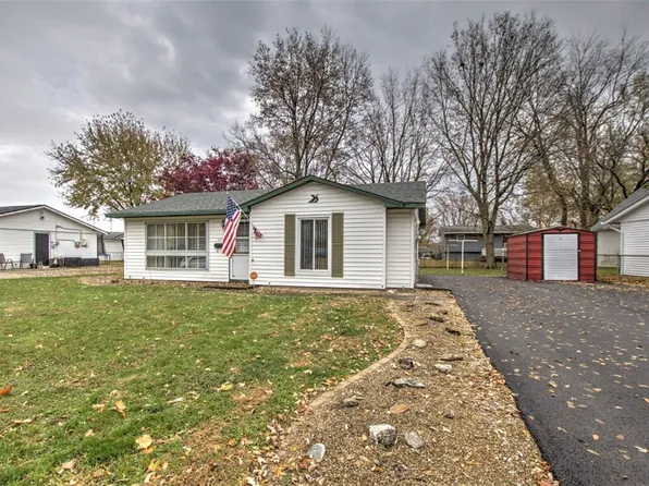 4018 Nottingham Dr, Decatur, IL 62526