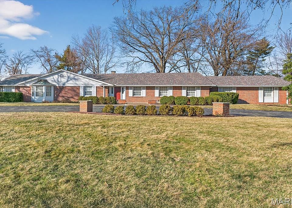 1st image of 11549 Clayton Rd