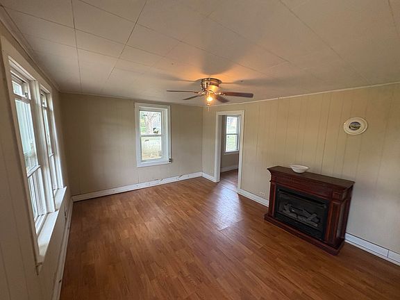2nd image of 608 Ozark Street