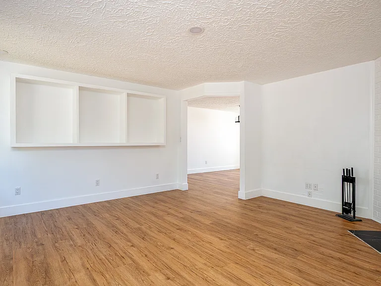 1115 NE 63rd St — Photo 50