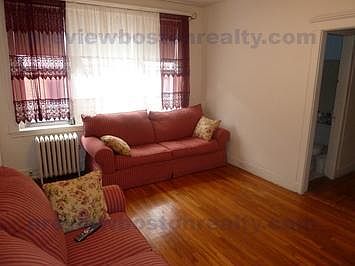 2nd image of 25 Walbridge St #222
