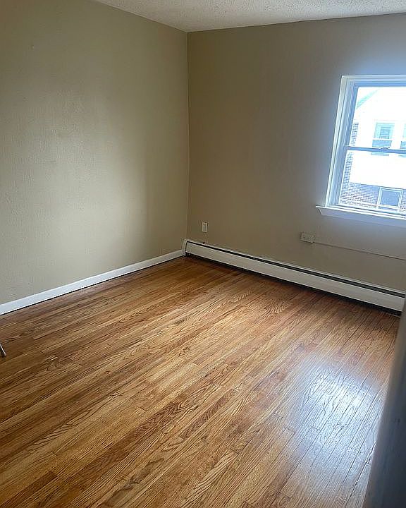 2nd image of 5312 Duffield St