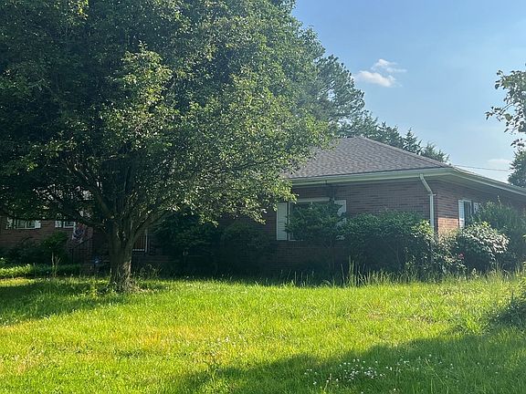 2nd image of 7011 Roanoke Ave