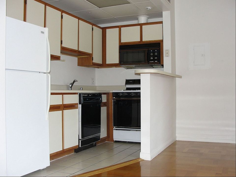 1st image of 820 S Mansfield Ave APT 304