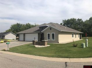 200 Francis Cir S, Elysian, MN 56028