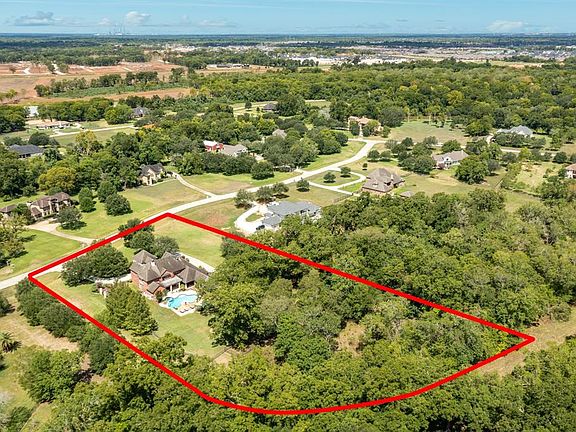 2nd image of 8607 Halls Retreat Ct