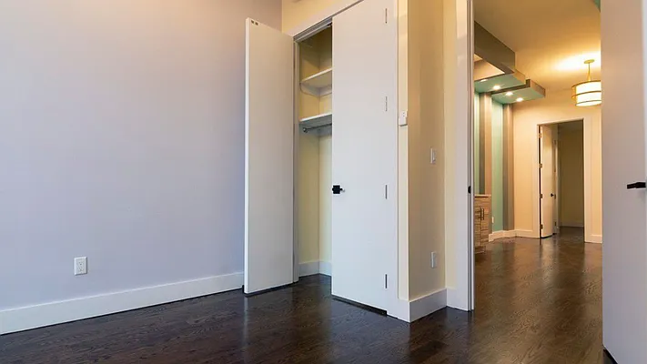 Rented by Nooklyn NYC LLC | media 17