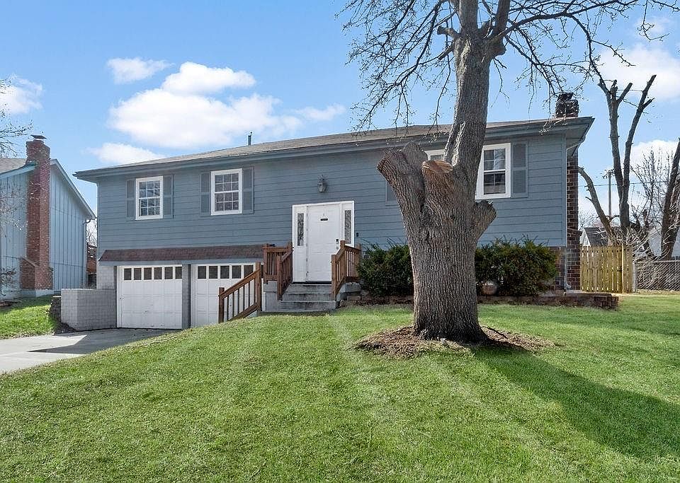 1st image of 2225 E Taylor Dr