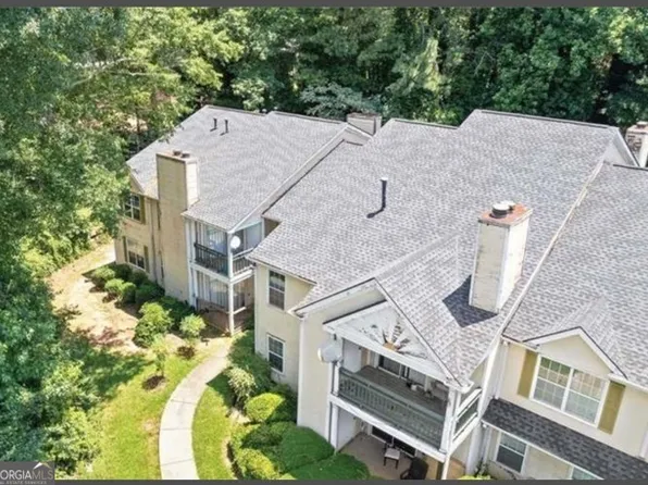 425 Ridgecreek Dr, Clarkston, GA 30021