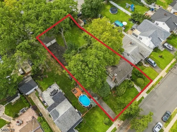 158 Lincoln Ave, Elizabeth City, NJ 07208
