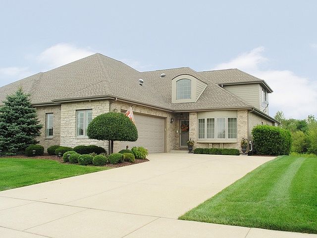1st image of 16039 Penny Ln