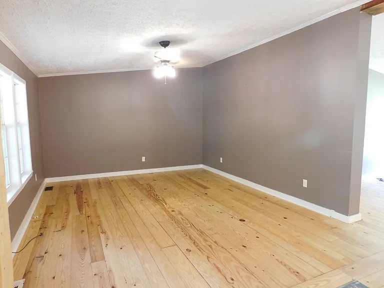 900 Loftin Farm Rd — Photo 13