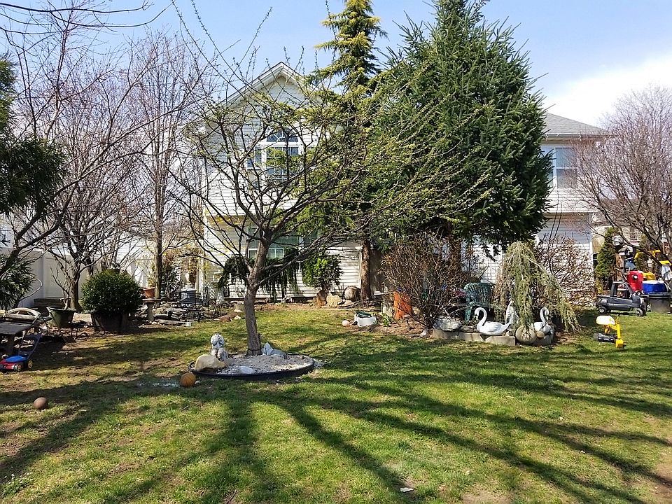 1st image of 7 Linden Ave