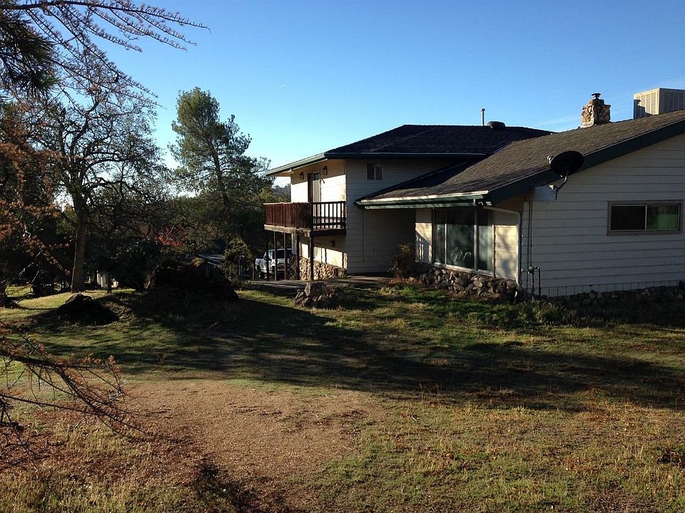 2nd image of 30676 Roaring River Dr