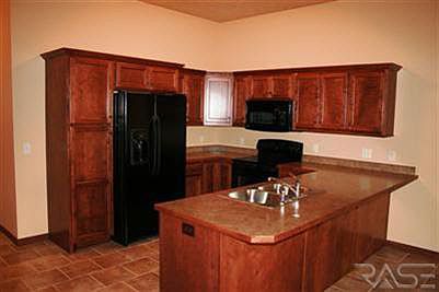 4th image of 7543 Grand Arbor Pl