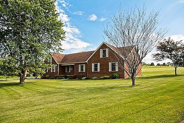 1st image of 104 Dove Trace Dr