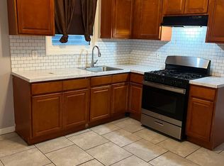 363 S 19th St FLOOR 1, Newark, NJ 07103