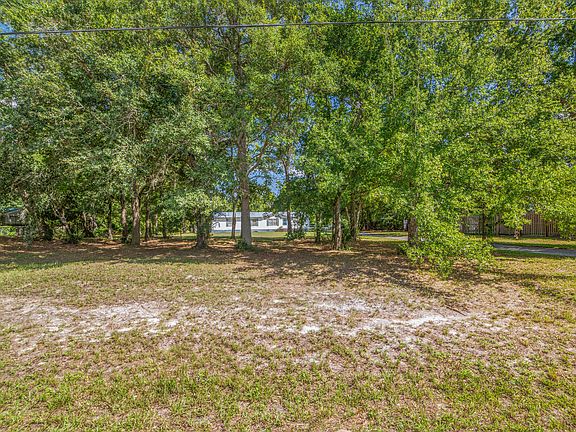 3rd image of 95135 Raintree Ln